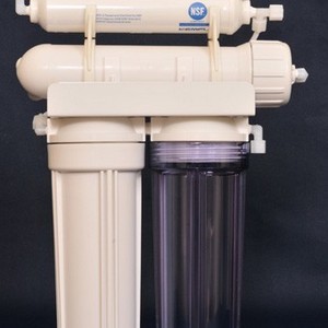 Sistema de osmose reversa para tratamento de água