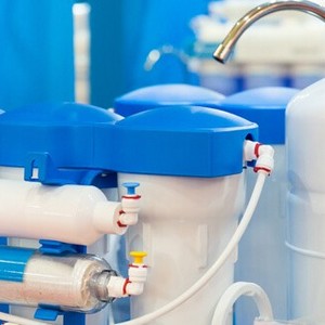 Sistema de osmose reversa para tratamento de água